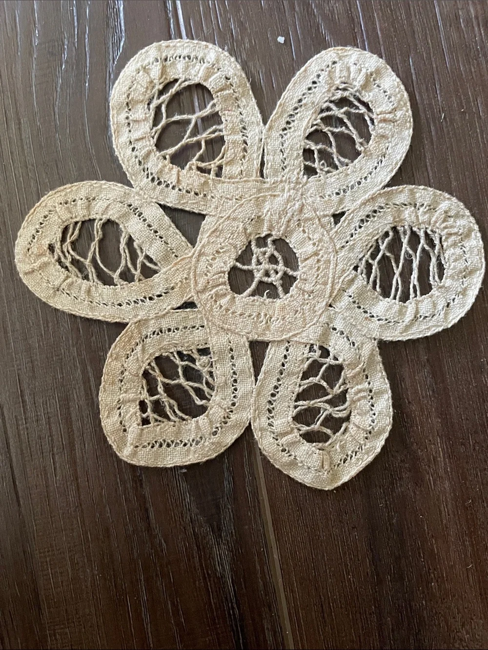 VTG Cream Handcrafted Battenberg lace Doily 4.5